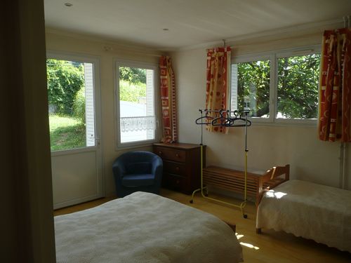 Chambre-aixlesbains-appartement1 chambre aix les bains appartement1